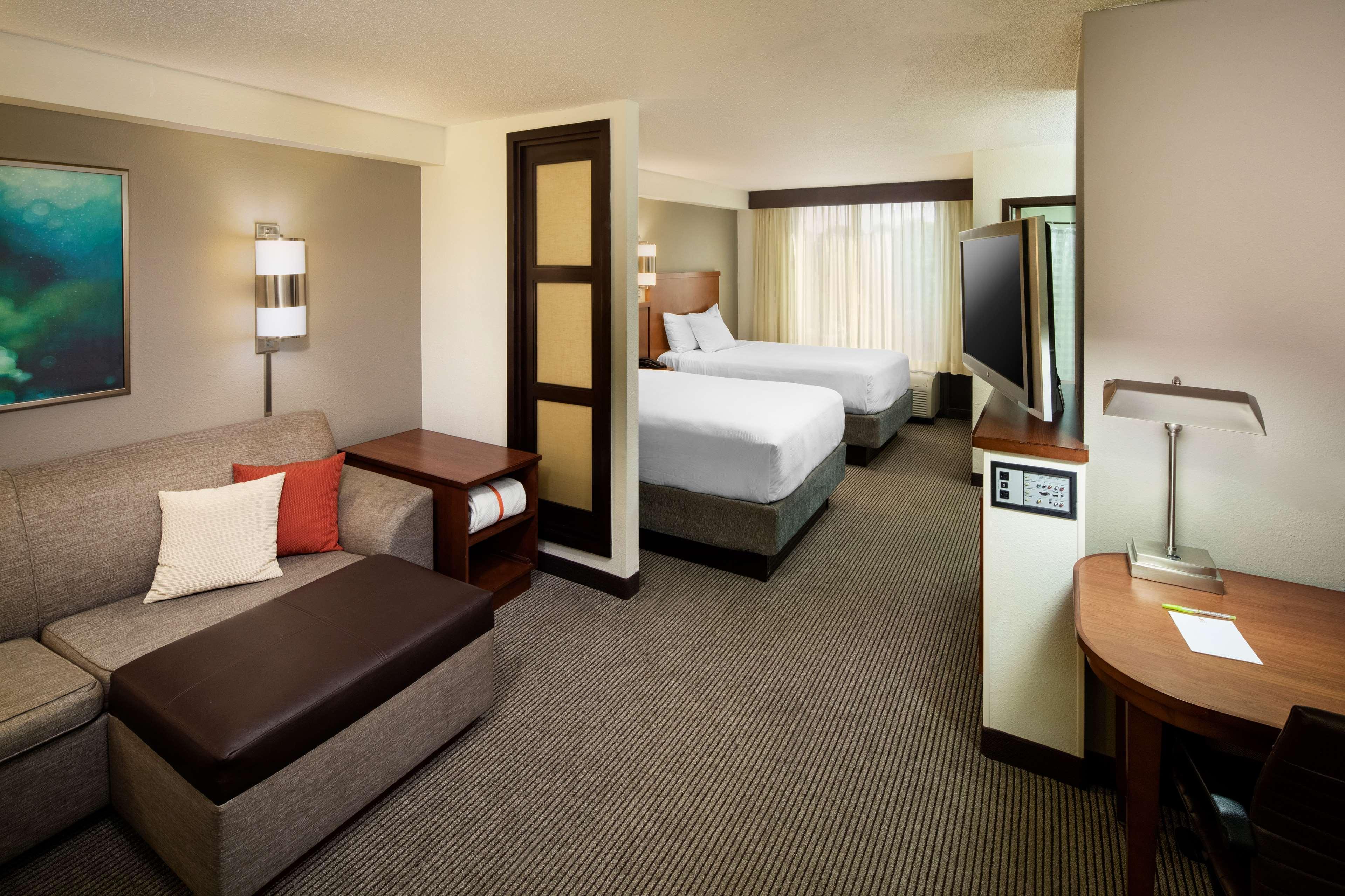 Hyatt Place Dallas Park Central Exteriör bild