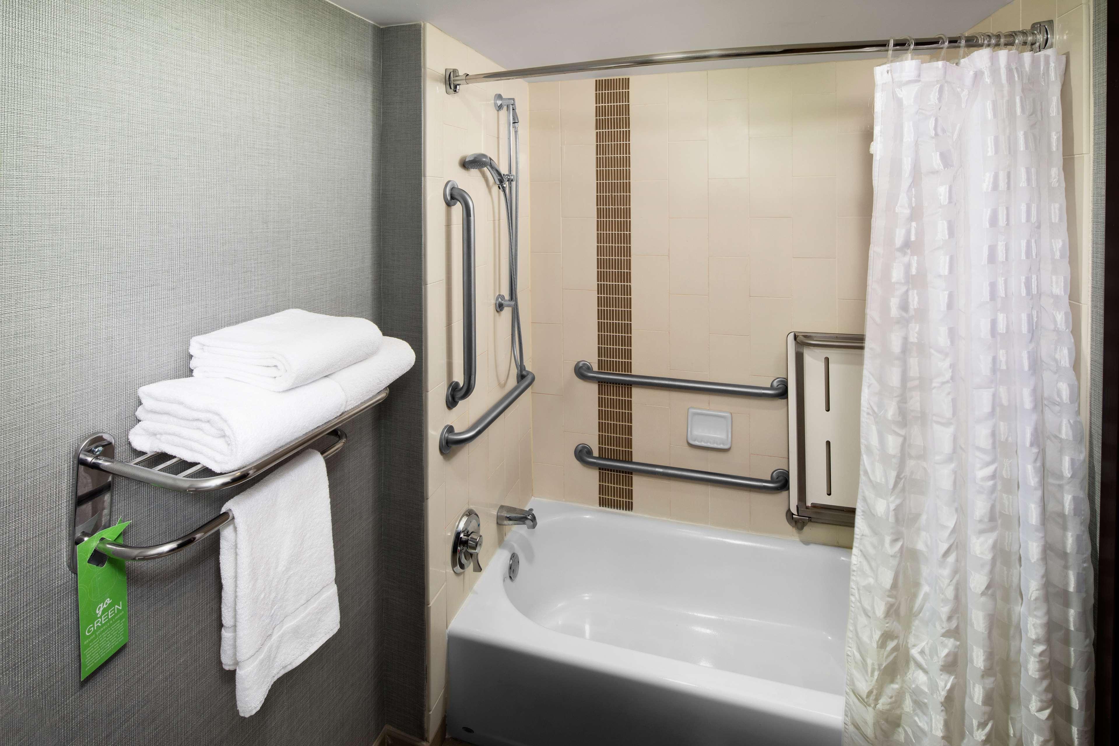 Hyatt Place Dallas Park Central Exteriör bild