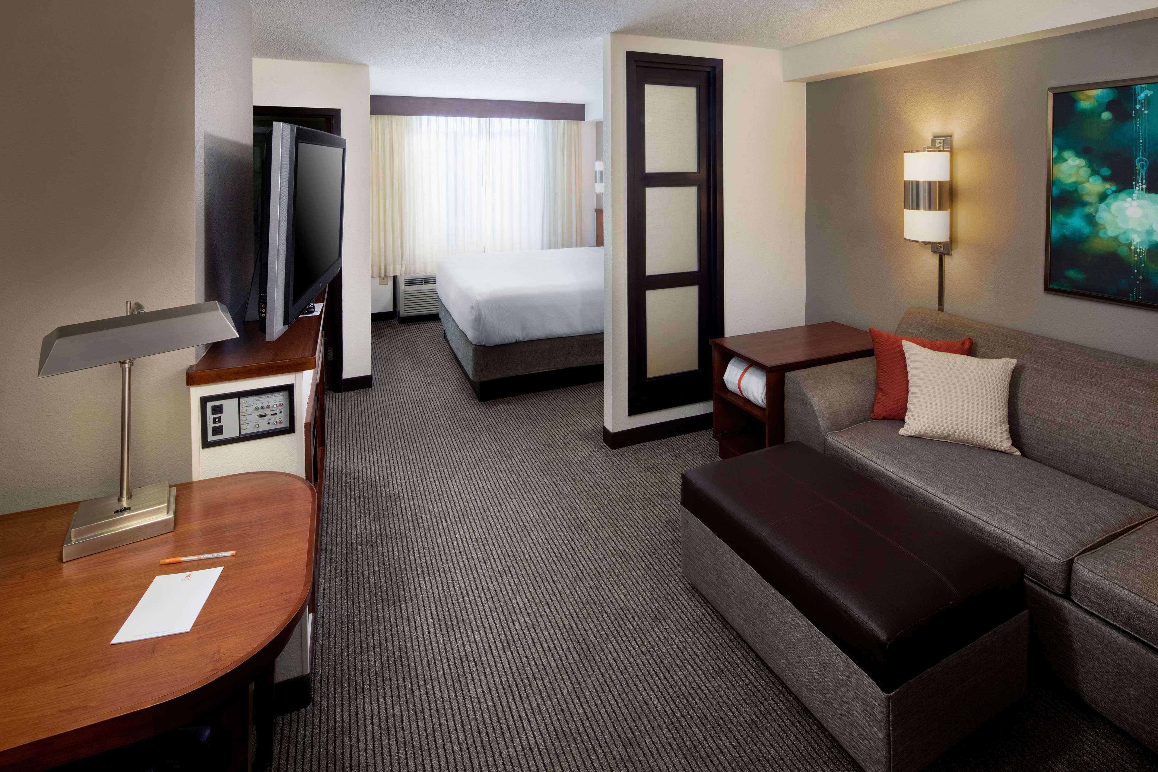 Hyatt Place Dallas Park Central Exteriör bild