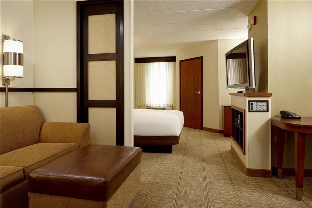 Hyatt Place Dallas Park Central Rum bild